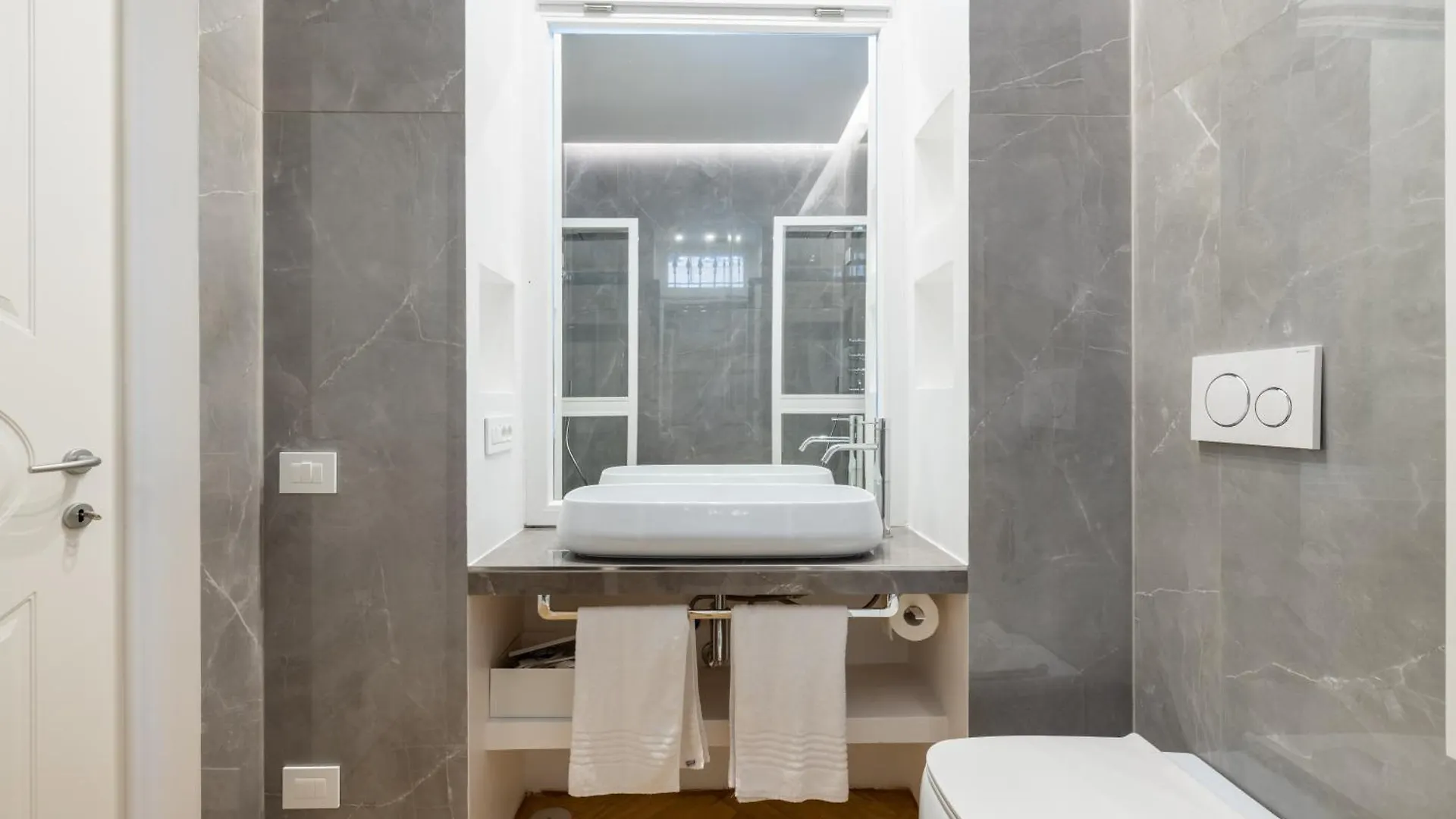 Scipioni 235 Luxury Suite روما بيت ضيافة
